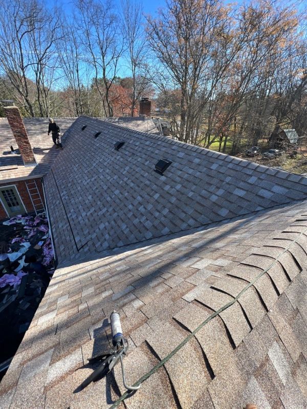 How Metal Roof Installation Handles Harsh Weather